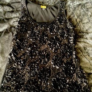 Women’s Sequin/Floral Appliqué Black Tank Sz S